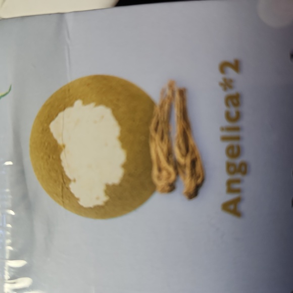 Bath Bombs - Foot Soak. Box of 12 - Picture 7 of 8